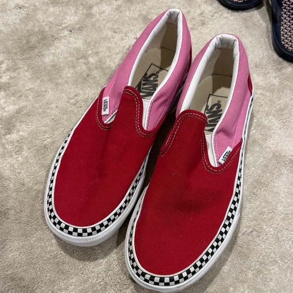 Vans Shoes - Vans Two-Tone Red and Pink Slip-Ons M 6.5/ W 8
